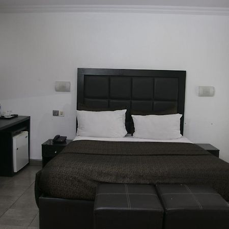 Angel Hotel Лагос Екстериор снимка